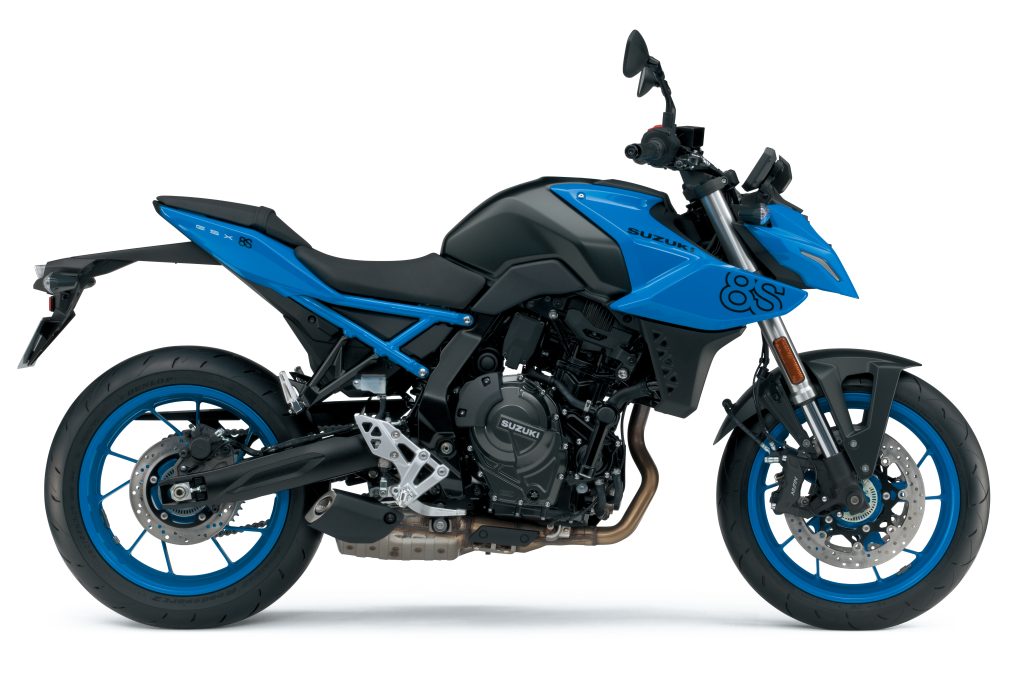 GSX800RQM4_QU1_right